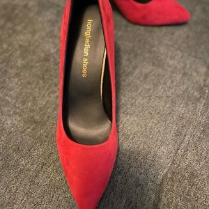 Brand new red heels size 7